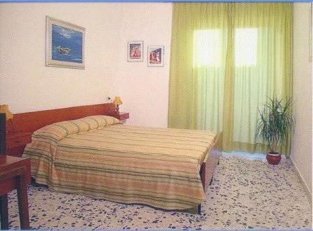 Lina Hotel Stintino Exterior photo